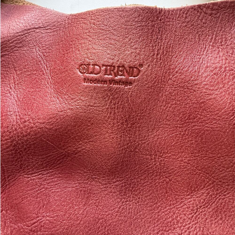 Old Trend Modern Vintage Women's Genuine Leather Dip Dye Tote in Cognac - Picture 7 of 8
